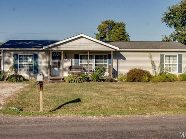 House for sale in South Roxana, Madison County