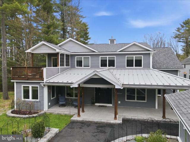 House for sale in Greentown, Pennsylvania