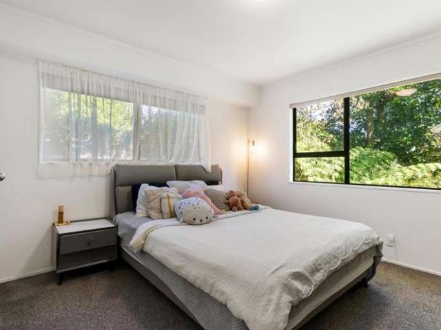 House for sale in Wairau Valley