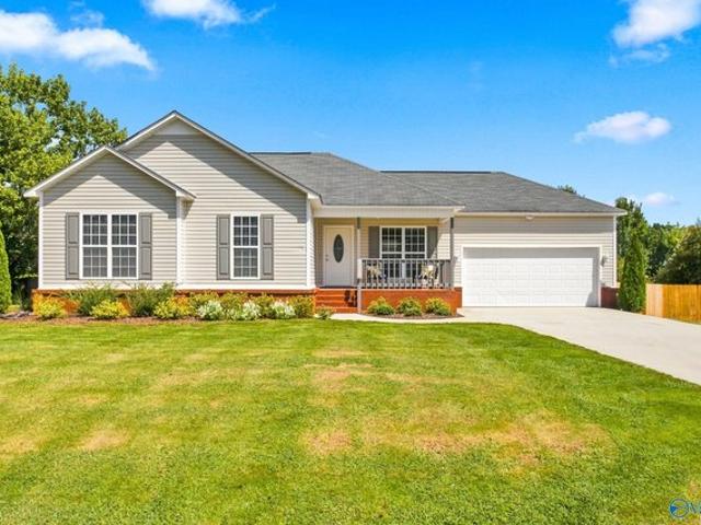 House for sale in New Market, Alabama