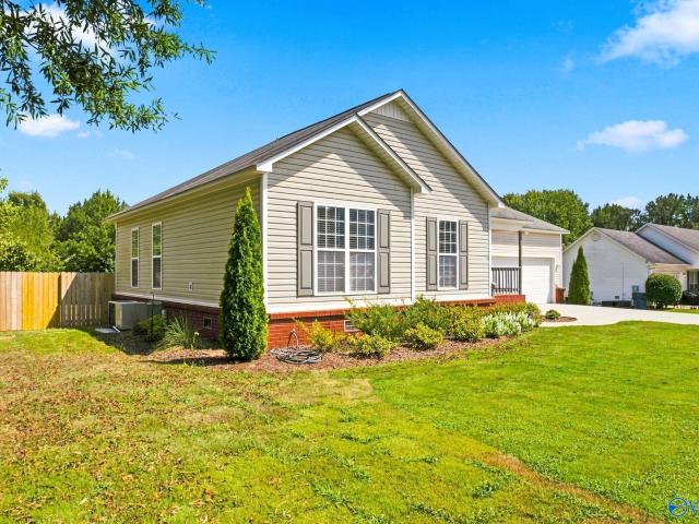 House for sale in New Market, Alabama