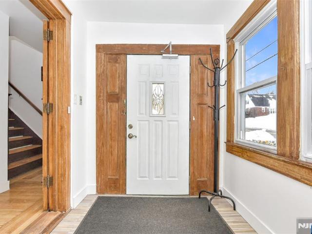 House for sale in Teaneck, New Jersey
