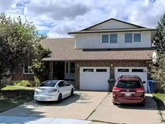 House for sale in Lethbridge, Alberta