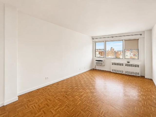 Condo for rent in Arverne, New York