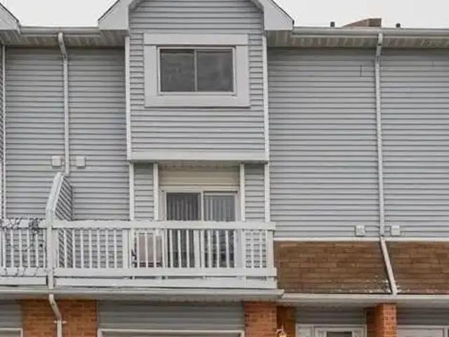 Townhouse for rent in Vanier, Kitchener