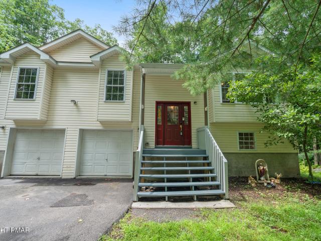 House for sale in Bartonsville, Pennsylvania