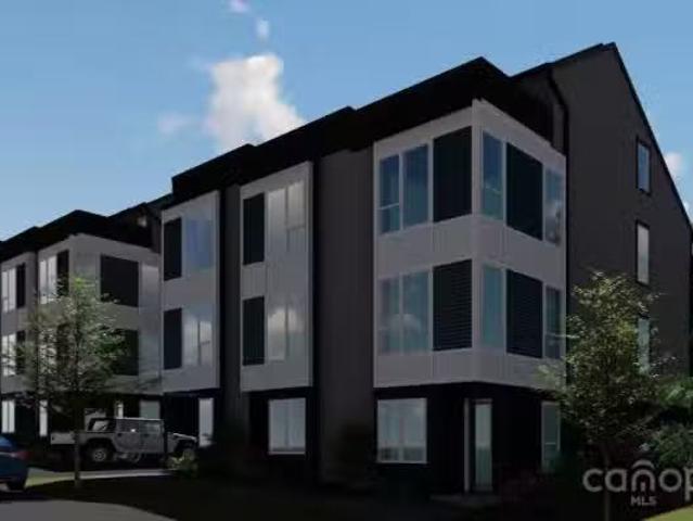 Condo for sale in Charlotte