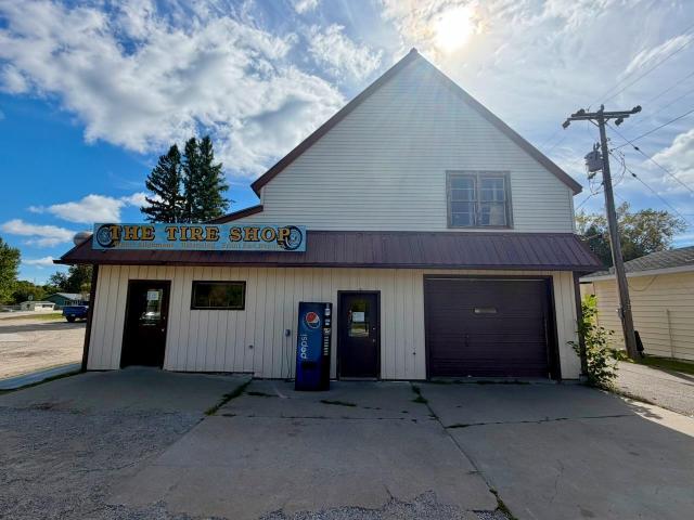 Commercial for sale in Cook, Saint Louis County
