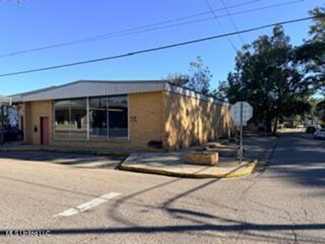 Commercial for sale in Poplarville, Mississippi