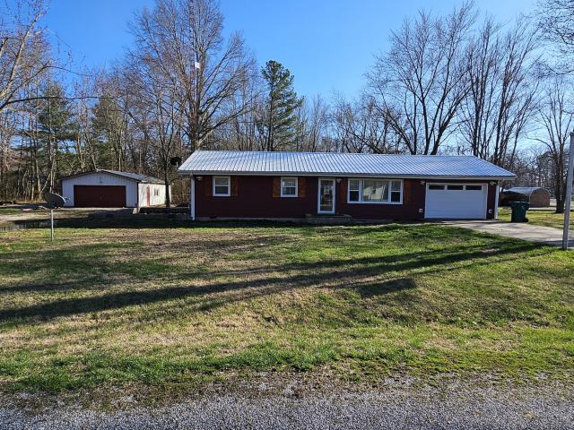 House for sale in Bluford, Illinois