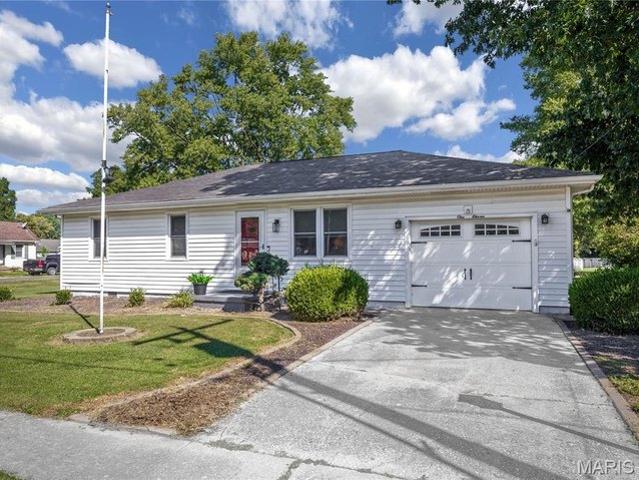 House for sale in Marine, Madison County