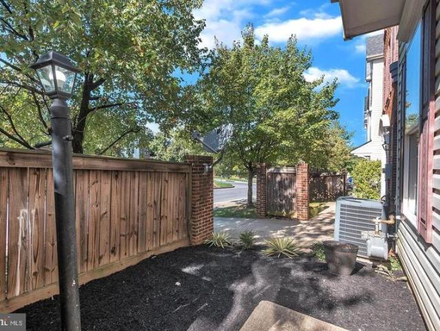 Townhouse for rent in Frederick Townhouse for rent in Frederick