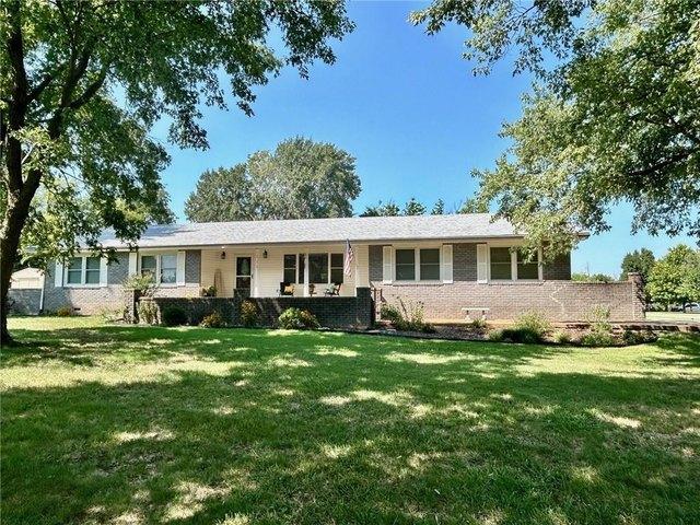 House for sale in Oswego, Labette County