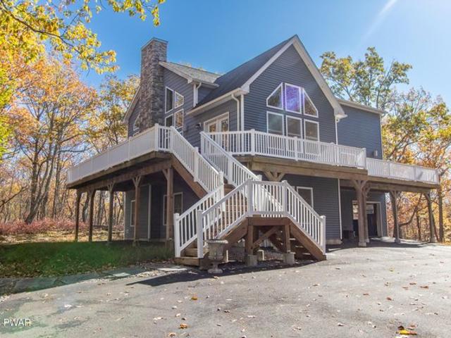 House for sale in Hawley, Pennsylvania