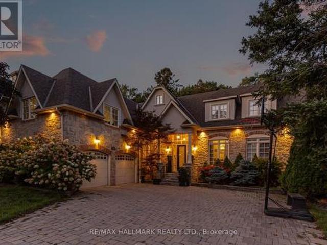 House for sale in Oakville, Ontario