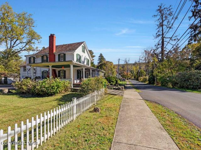 House for sale in Shawnee On Delaware, Pennsylvania