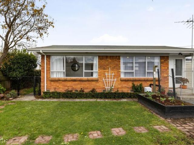 Apartment for rent in Enderley, Hamilton City