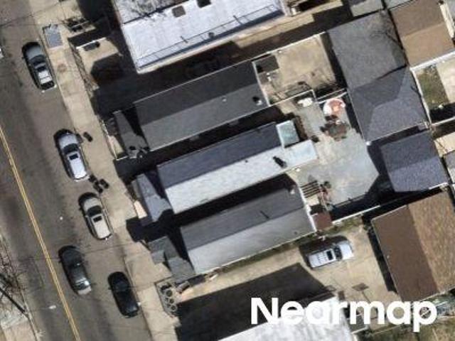 House for sale in Queens, Arverne