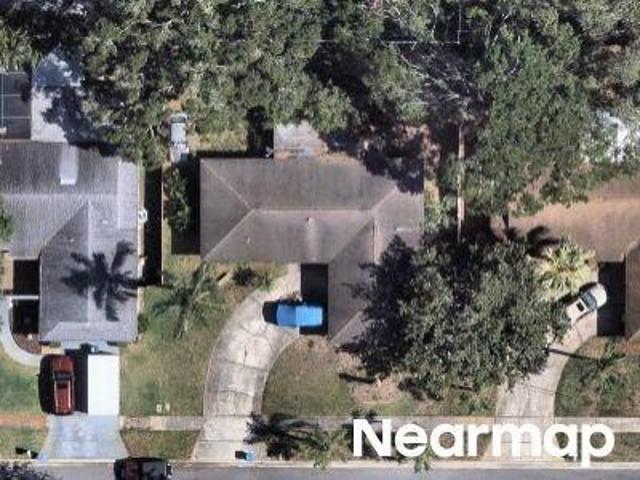House for sale in Largo