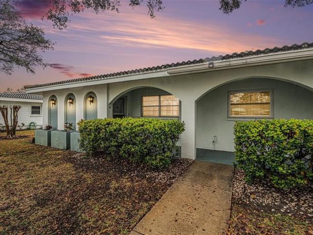 Condo for sale in Seminole, Florida