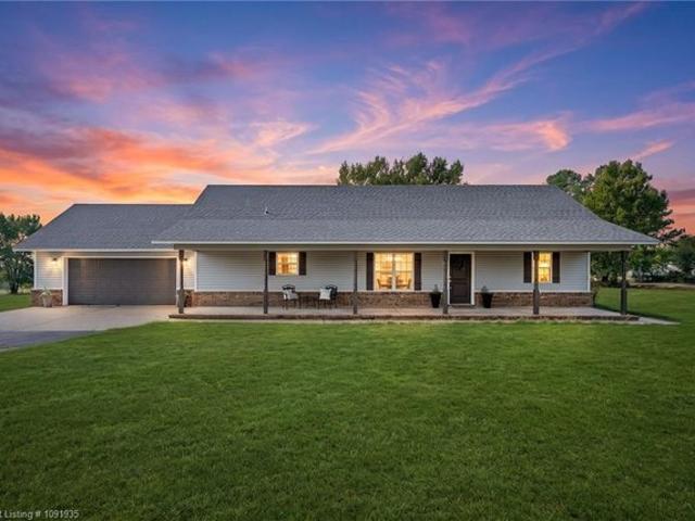 House for sale in Mountainburg, Crawford County