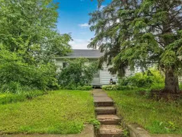 House for sale in Wedgewood, Alberta