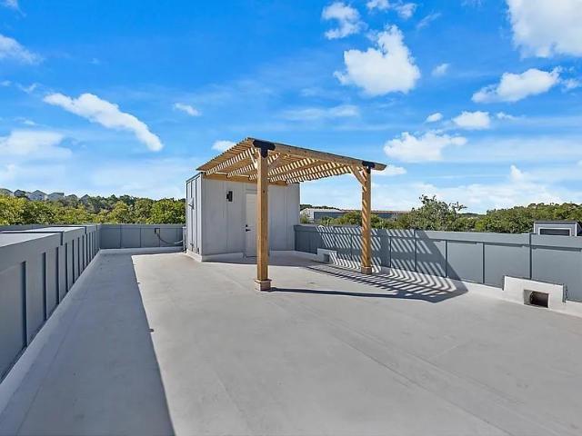 House for sale in Dallas, Dallas County