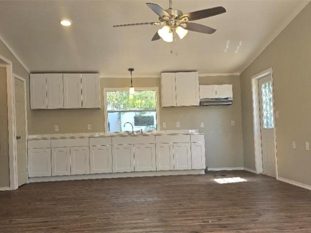 House for sale in Gonzales, Gonzales County
