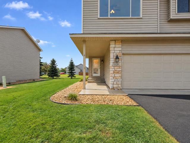Townhouse for sale in Farmington, Dakota County