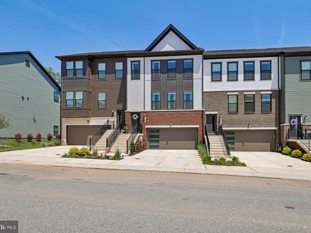 Townhouse for sale in Laurel, Maryland
