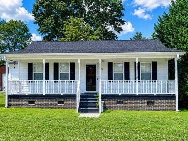 House for sale in Summerton, South Carolina
