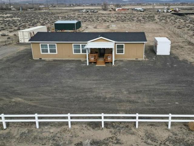 House for sale in Silver Springs, Nevada