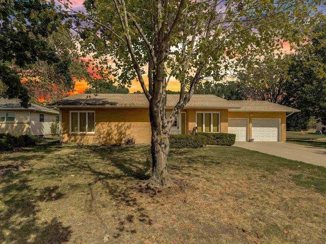 House for sale in Newton, Harvey County