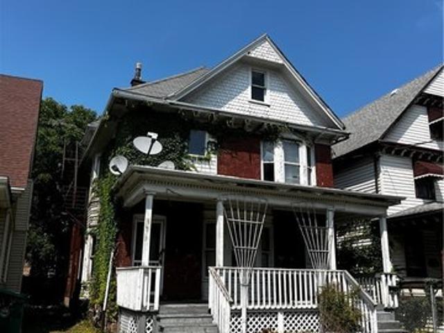 House for sale in Niagara, New York