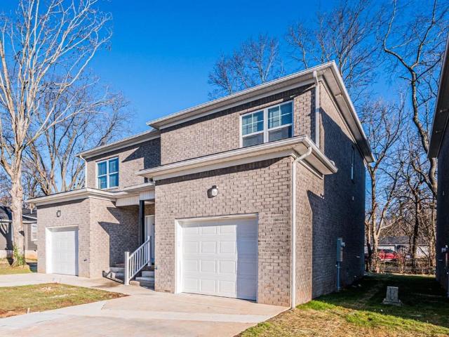 House for sale in Bowling Green, Kentucky