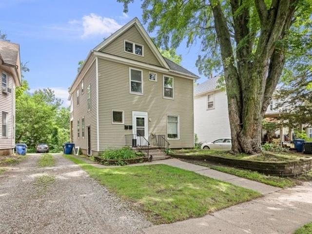 House for sale in Davenport, Iowa