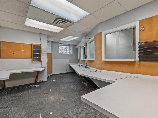 Commercial for sale in Gibsonton, Maryland