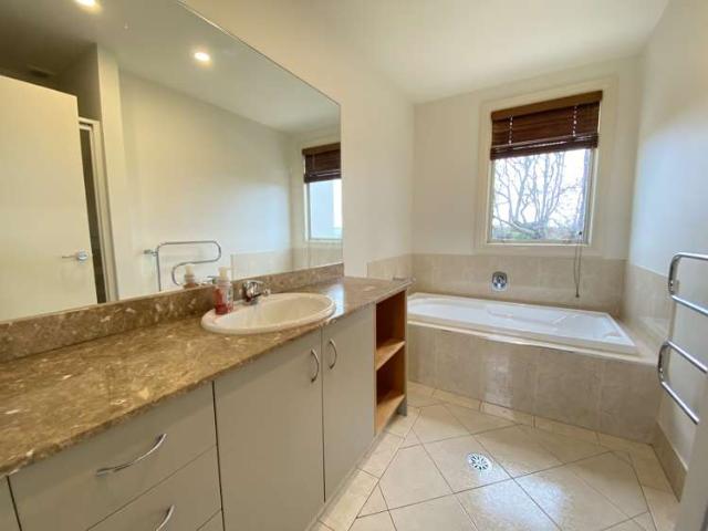 House for rent in Hillersden, Oroua County