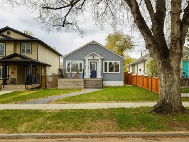 House for sale in Wedgewood, Alberta