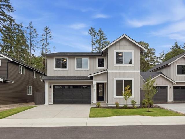 House for sale in Lakewood, Washington
