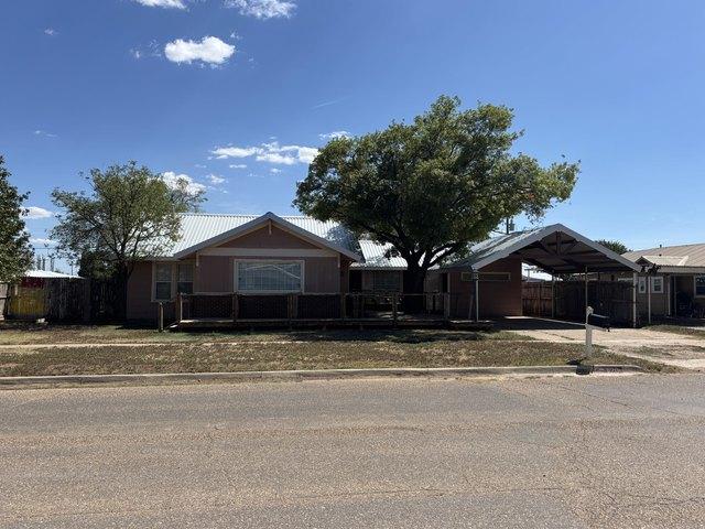 House for sale in Crosby, Texas