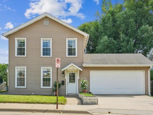 House for sale in Dubuque, Iowa