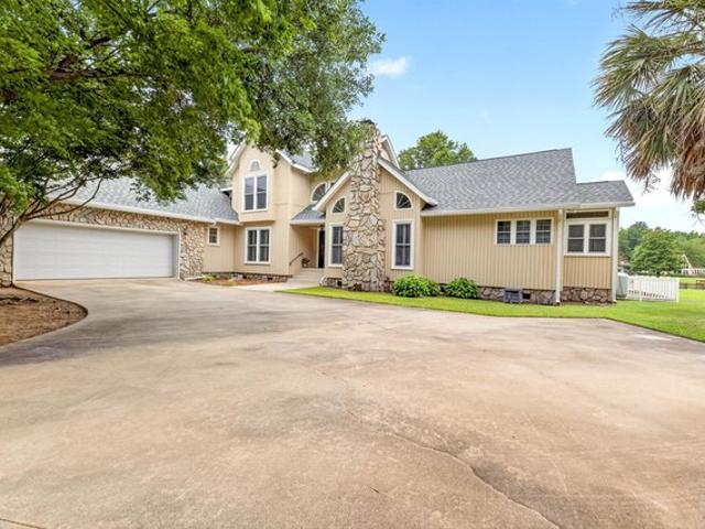 House for sale in Summerton, South Carolina