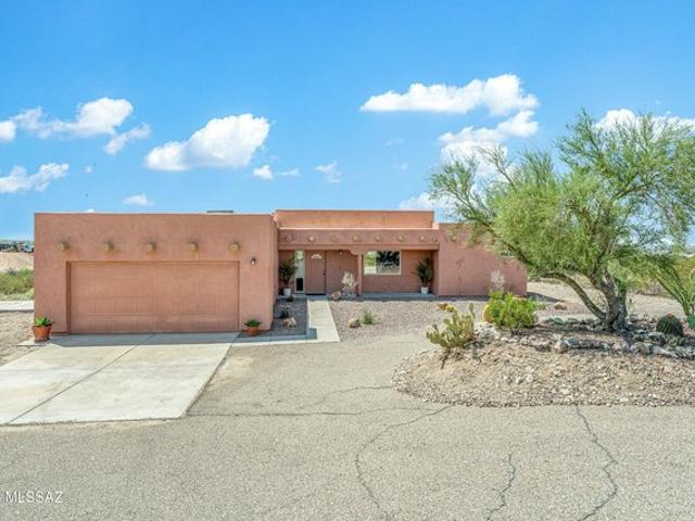House for sale in Vail, Arizona