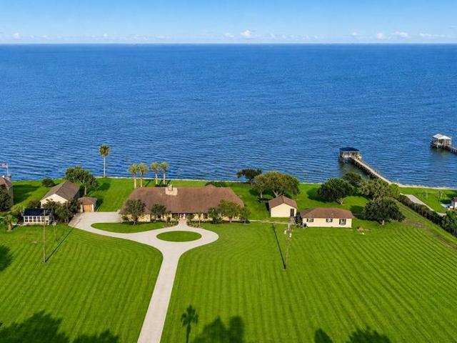 House for sale in Chambers, Texas