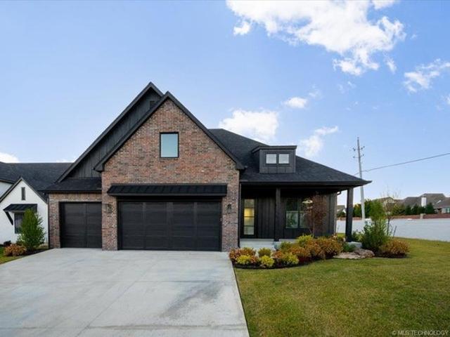 House for sale in Jenks, Tulsa County
