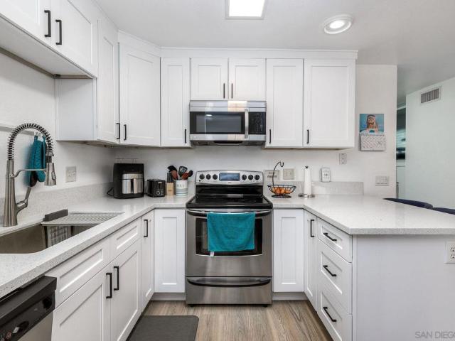 Townhouse for sale in Santee, California