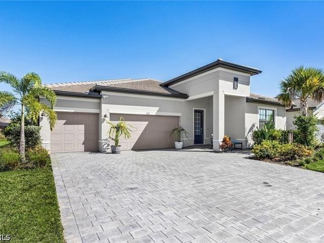 House for sale in Fort Myers, Lee County