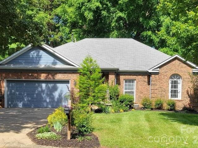 House for sale in Mecklenburg, North Carolina