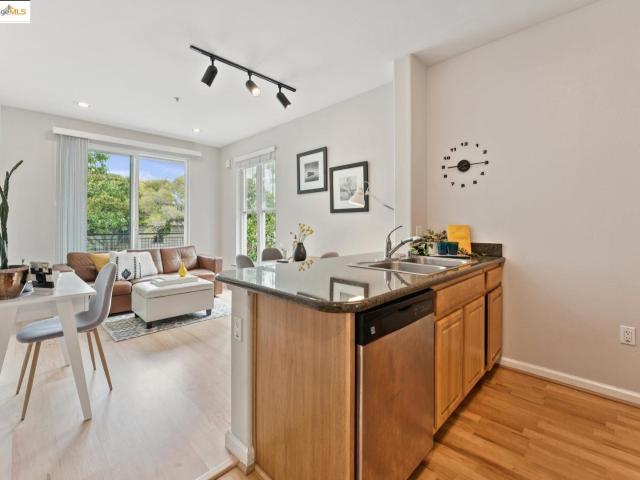 Condo for sale in Emeryville